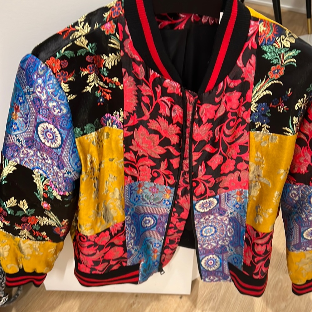 Alice and Olivia crop coat